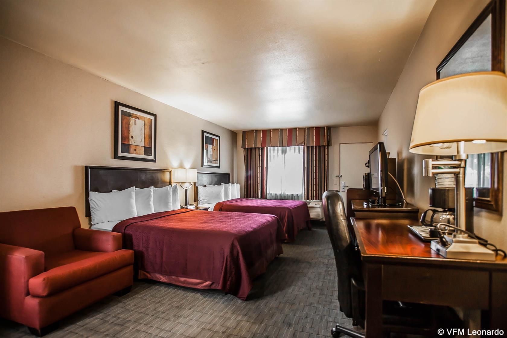 Quality Inn & Suites Anaheim At The Park Exterior foto